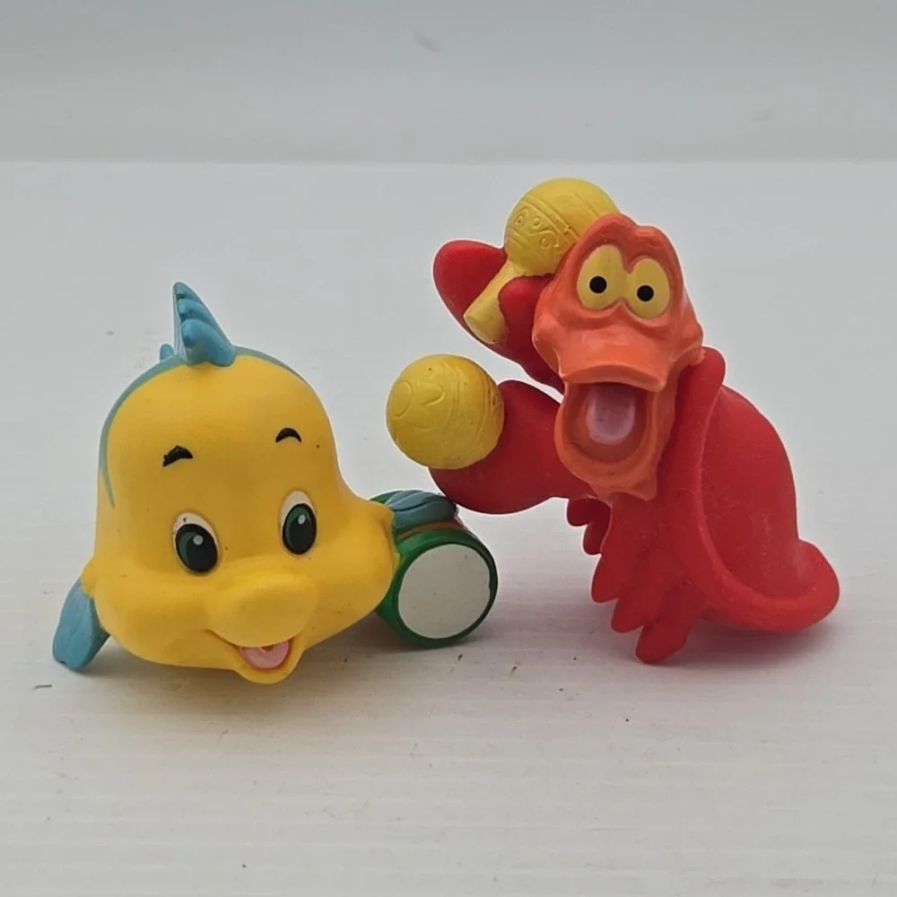 Disney Little Mermaid Flounder & Sebastian Water Squirt Kids‎ Meal Toy 3
